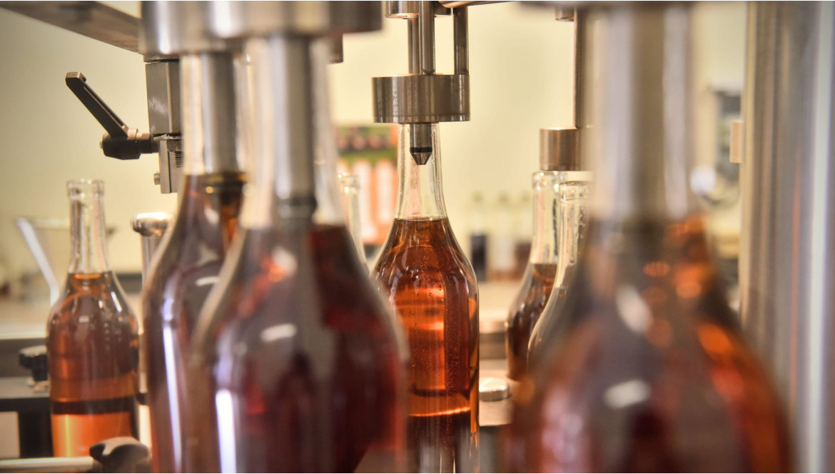 Cognac bottling: from the cellar to your glass